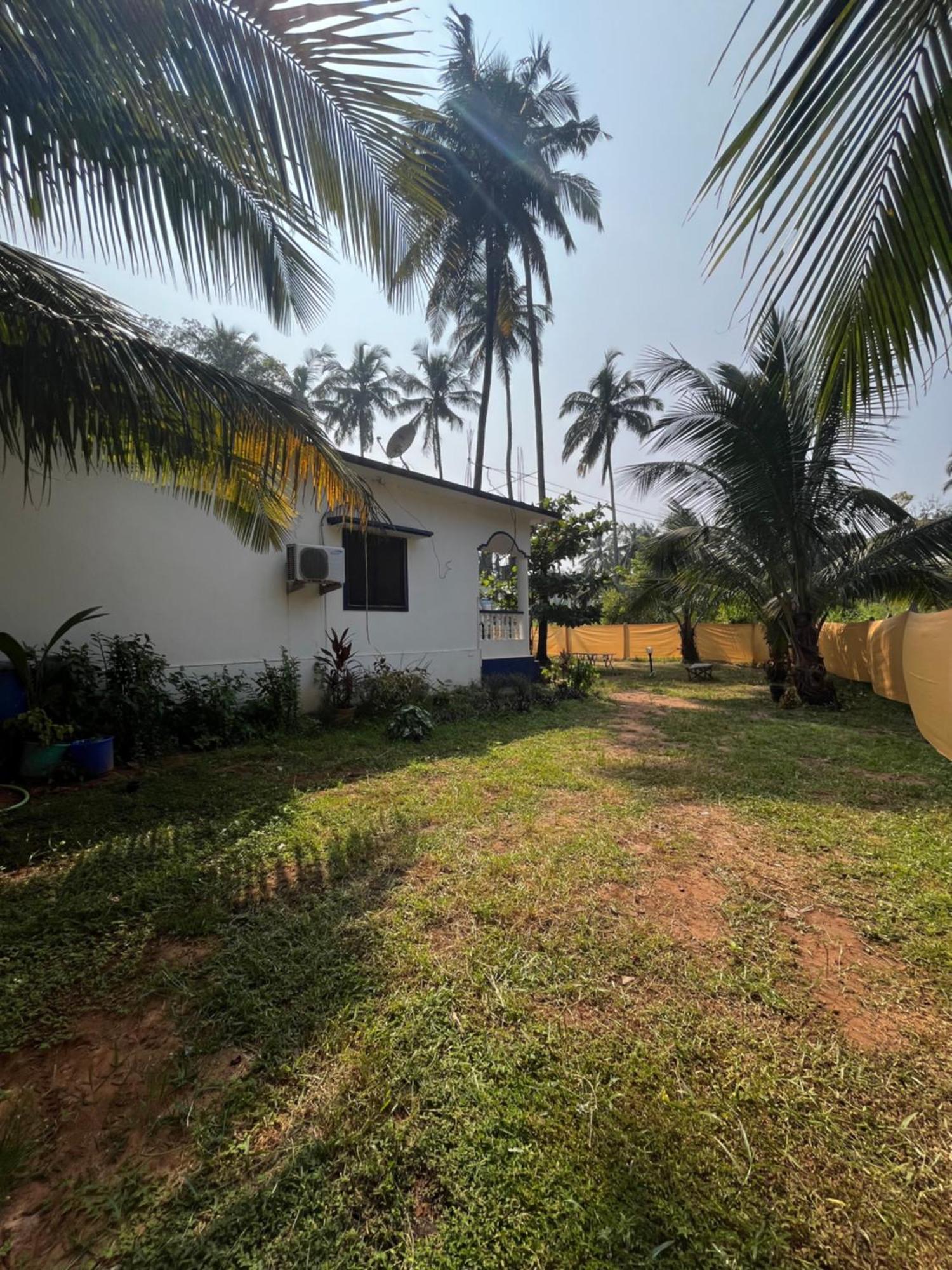 Coco Inn Goa Candolim Exterior foto